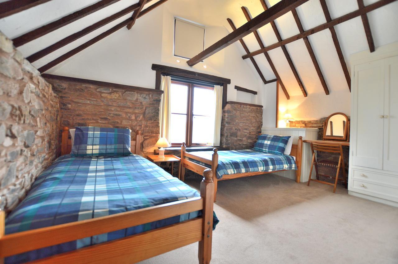 Three Gates Farm Holiday Cottages Huntsham Ngoại thất bức ảnh